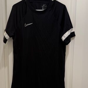 Nike Men's Black and White Short Sleeve Tee